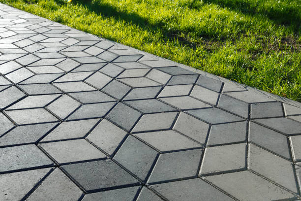 Best Residential Driveway Paver Services  in Baldwyn, MS